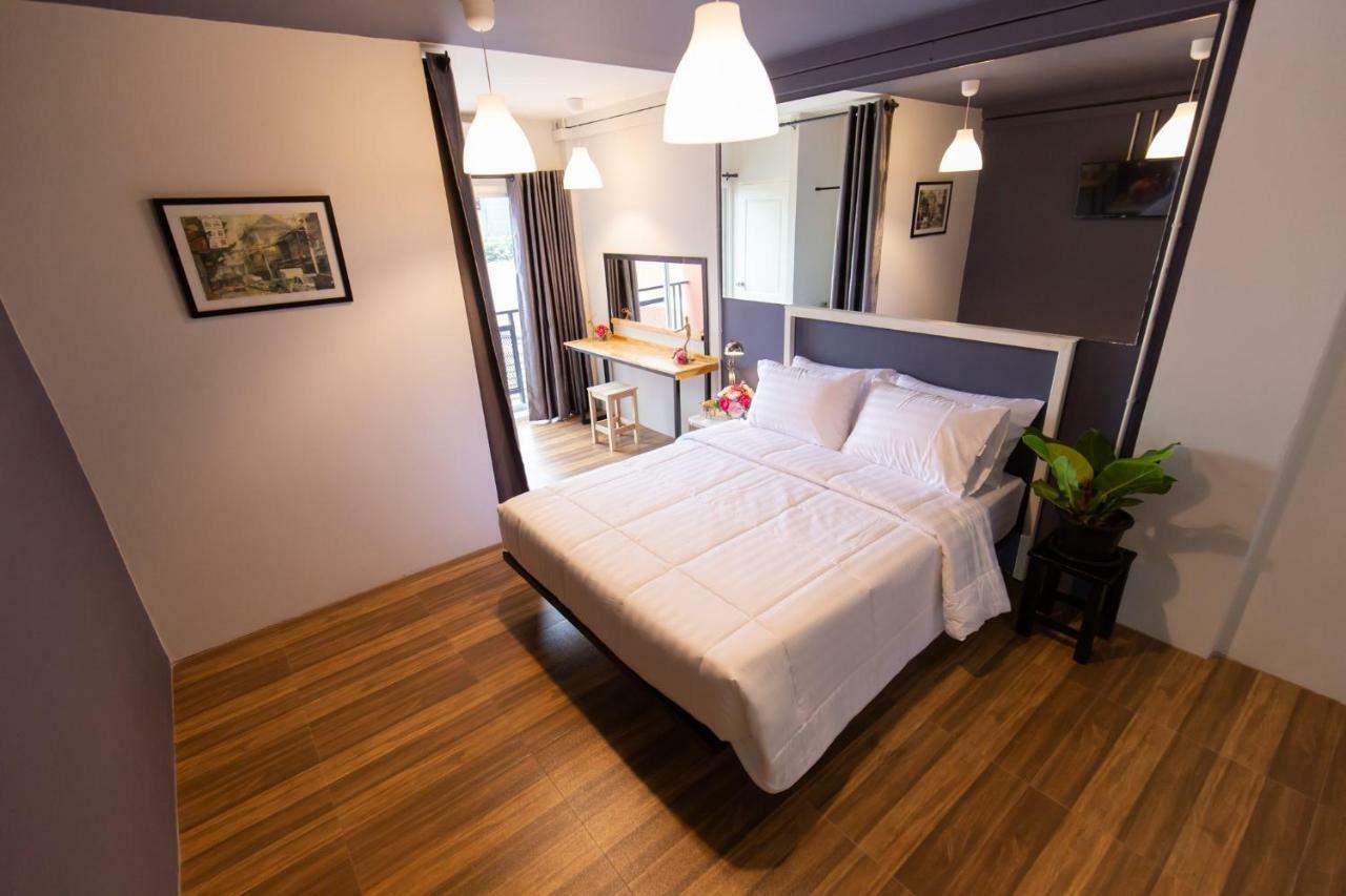 Mango 10 House Hotel Банкок Екстериор снимка