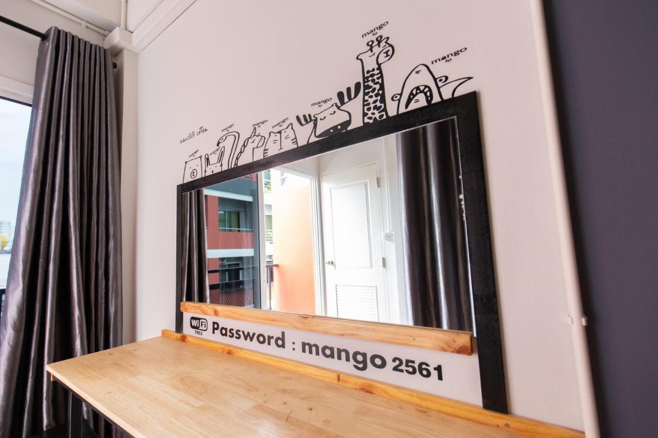 Mango 10 House Hotel Банкок Екстериор снимка